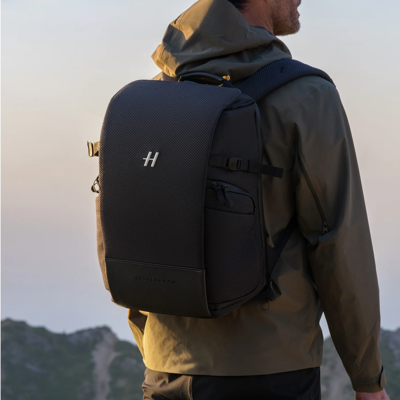 Vandra Camera Backpack - Image 7